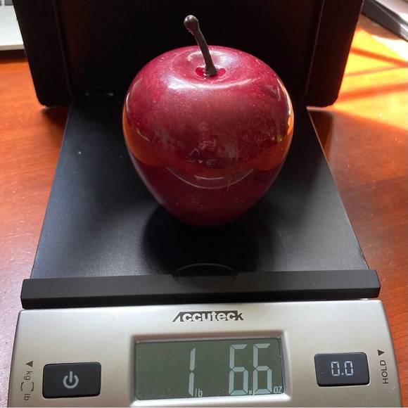 Alabaster Red Marble Apple Paperweight with Stem for the Teacher 3.5” Tall - Picture 3 of 10